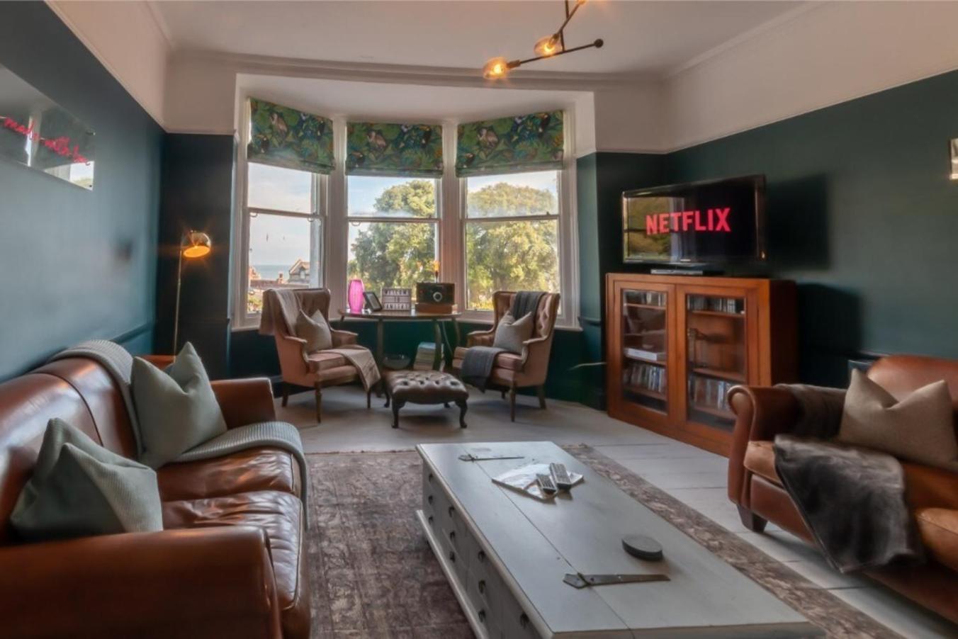 Victorian Apartment With Sea Views By Adliv Host Рамсгейт Екстериор снимка